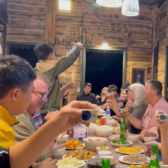 Food tastes better when it’s shared ❤️ Sharing a meal together is about much more than what’s on the table. Tradition…