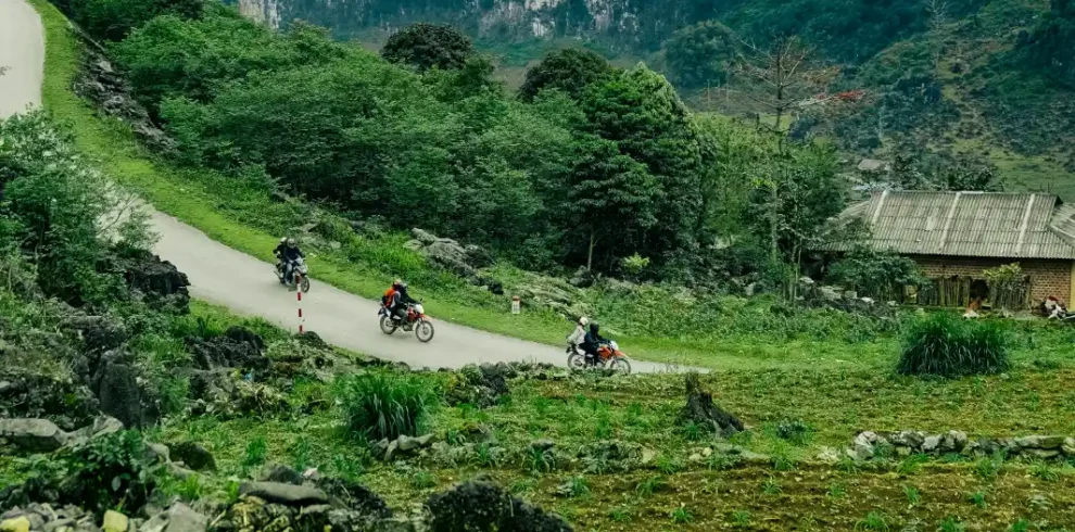 3-Day Private Tour – Motorbike flipside vietnam feat